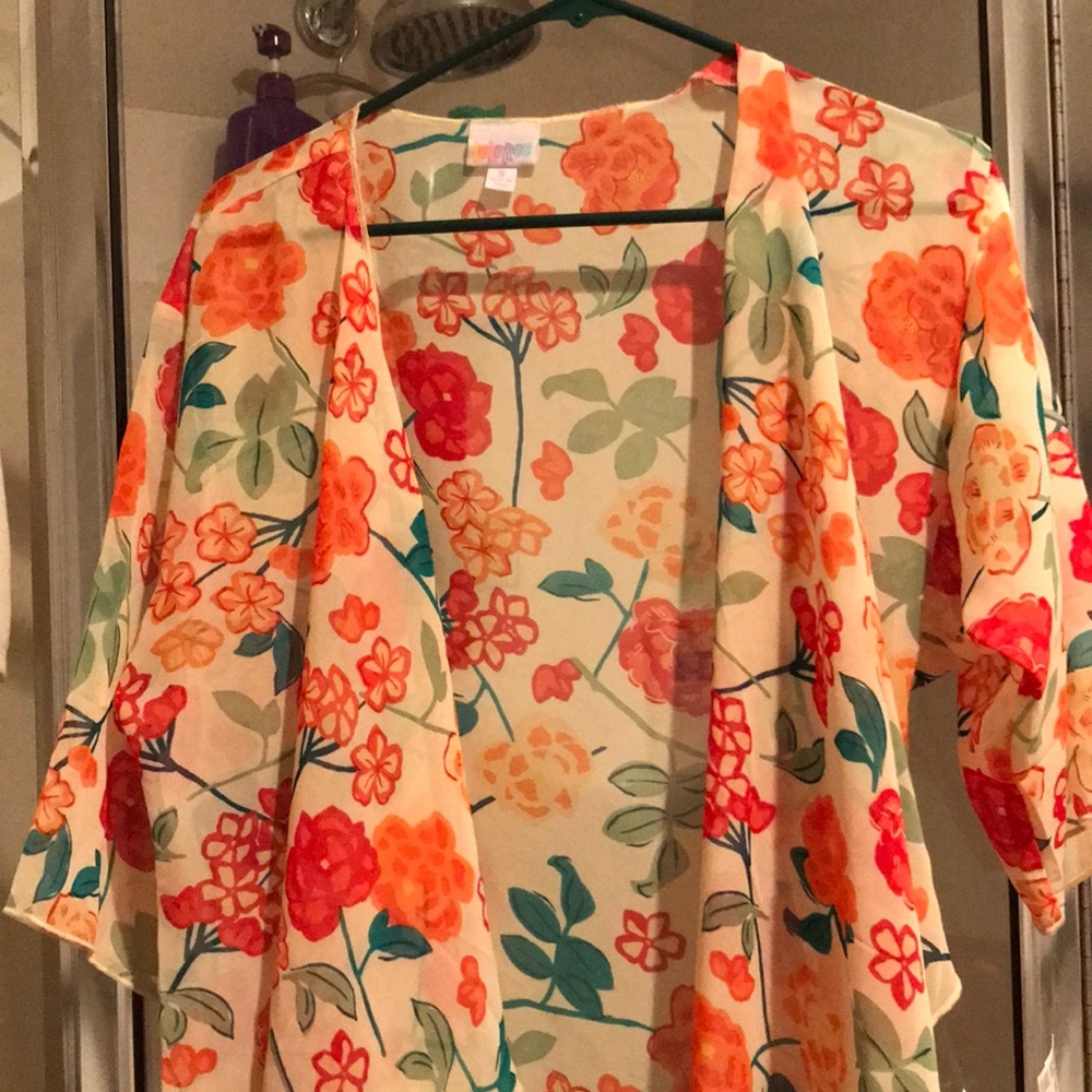 Small Lularoe Shirley
